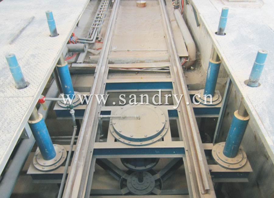 Mould lift mechanism