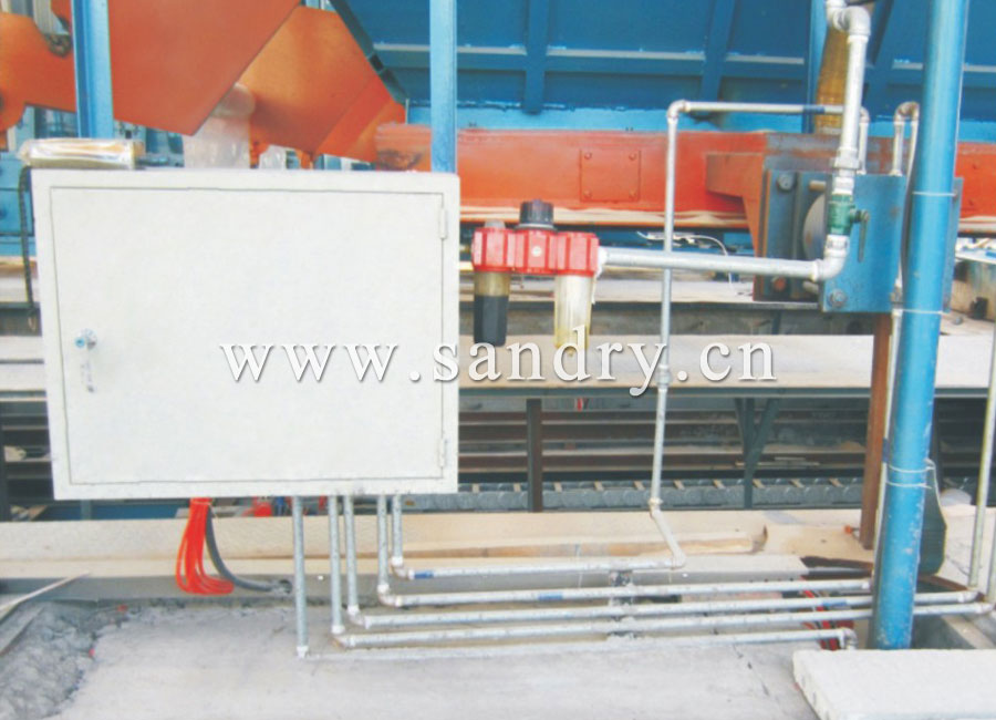 Raining type sand feeder